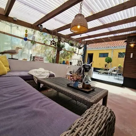Det Gamle Garnbinderi, Ved Mons Bedste Strand. Appartement Borre