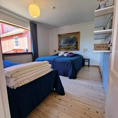 Det Gamle Garnbinderi, Ved Mons Bedste Strand. 보어