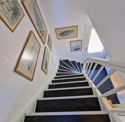Appartement Det Gamle Garnbinderi, Ved Mons Bedste Strand. Borre